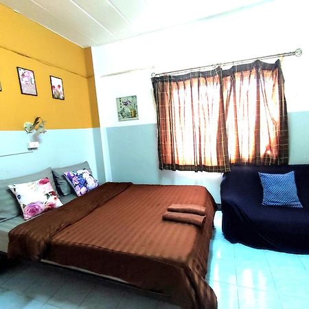 Ferienwohnung Psm At Rangsit Ban Bang Khan  Exterior foto